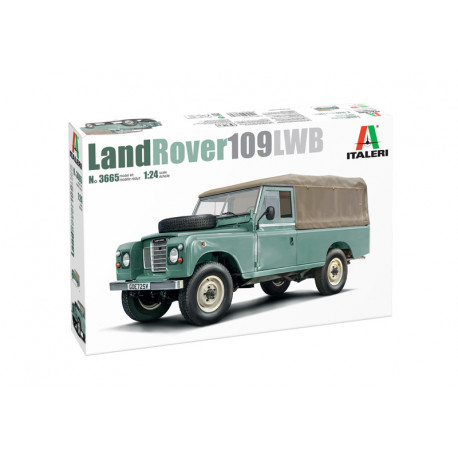 Land Rover 109 LWB.