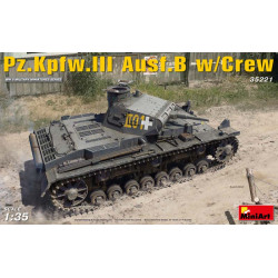 Pz.Kpfw.III Ausf.B. con tripulación.