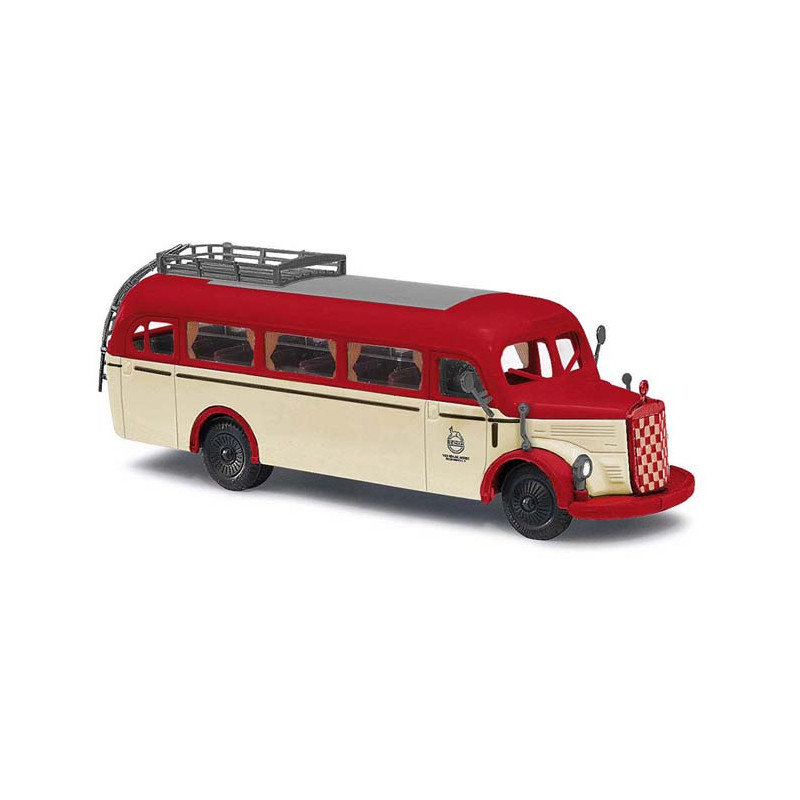 Autobus Mercedes Benz O-3500.