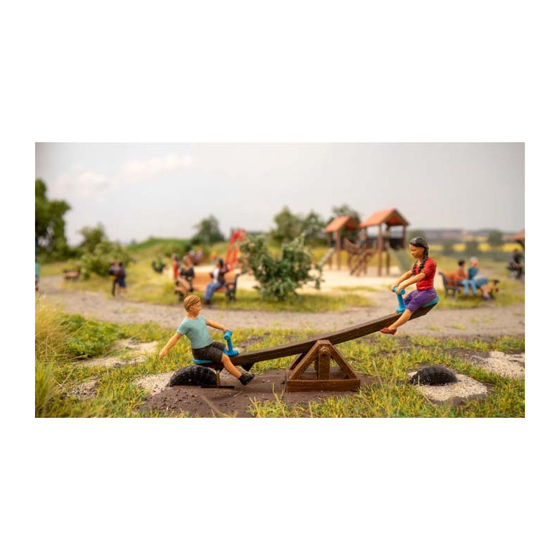 Micro motion Seesaw.