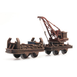 Narrow gauge wagon with crane.