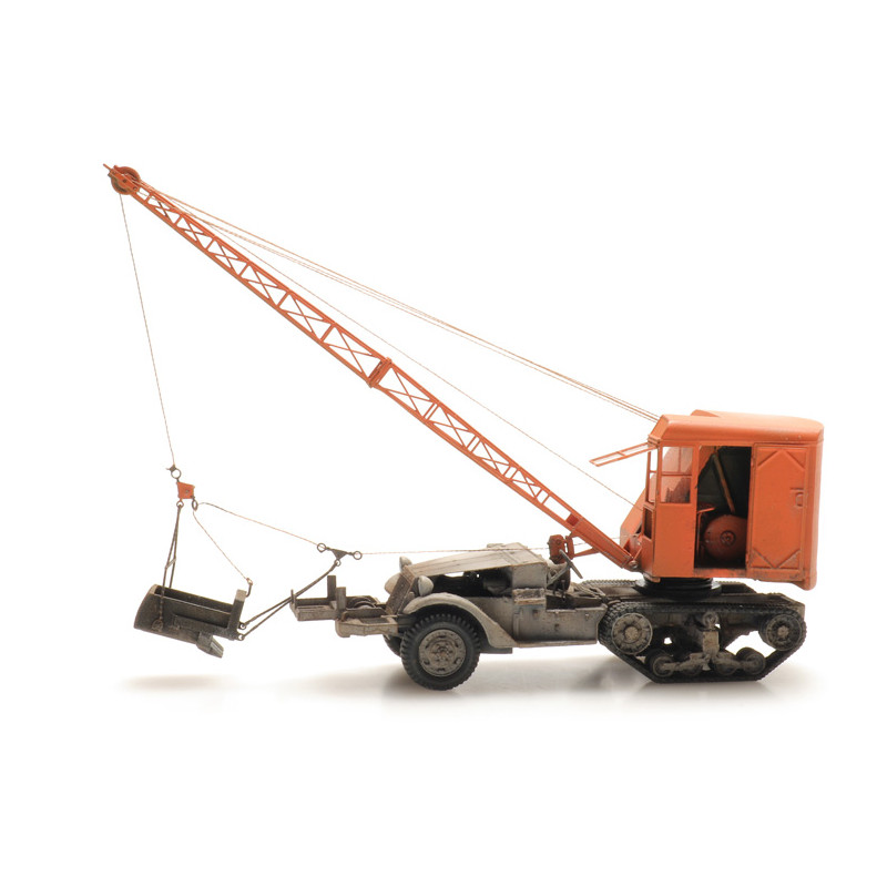 Semioruga con excavadora dragalina.