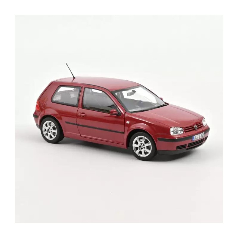 VW Golf, 2002.