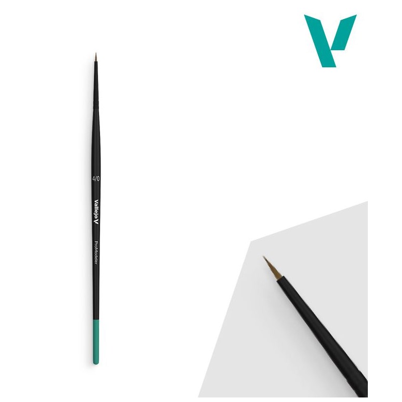 Kolinsky sable brush Nº 4/0. VALLEJO 18040