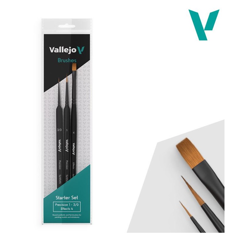 Set of synthetic brushes.