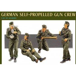 German self-propelled gun crew.