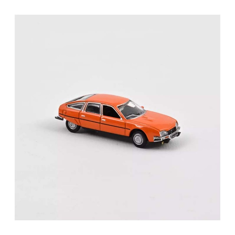 Citroën CX 2400 GTi, Mandarin.