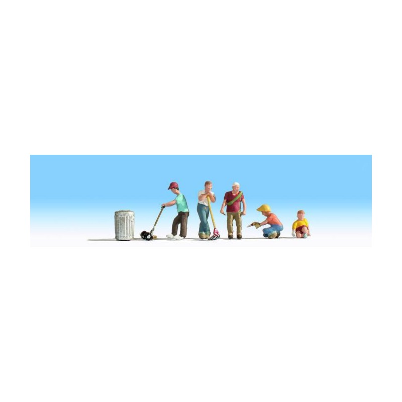 Gardening. NOCH 15586 Gardening. NOCH 15586