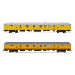 2-unit set P3-3100 postal van, RENFE.