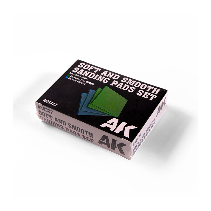 Soft and smooth sanding pads set (x4).