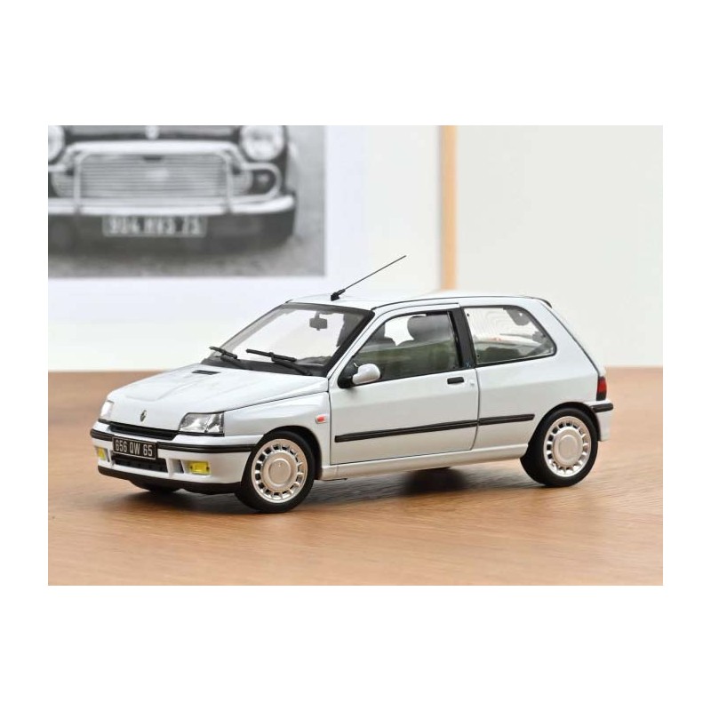 Norev 1:18 Renault Clio 3 RS Année de construction 2006 rouge 185252 modèle voiture 185252