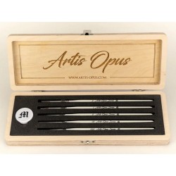 Deluxe brush set M series.