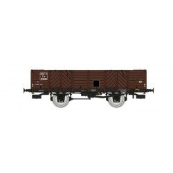 Ex-PLM 4 brown wooden doors wagon 540.