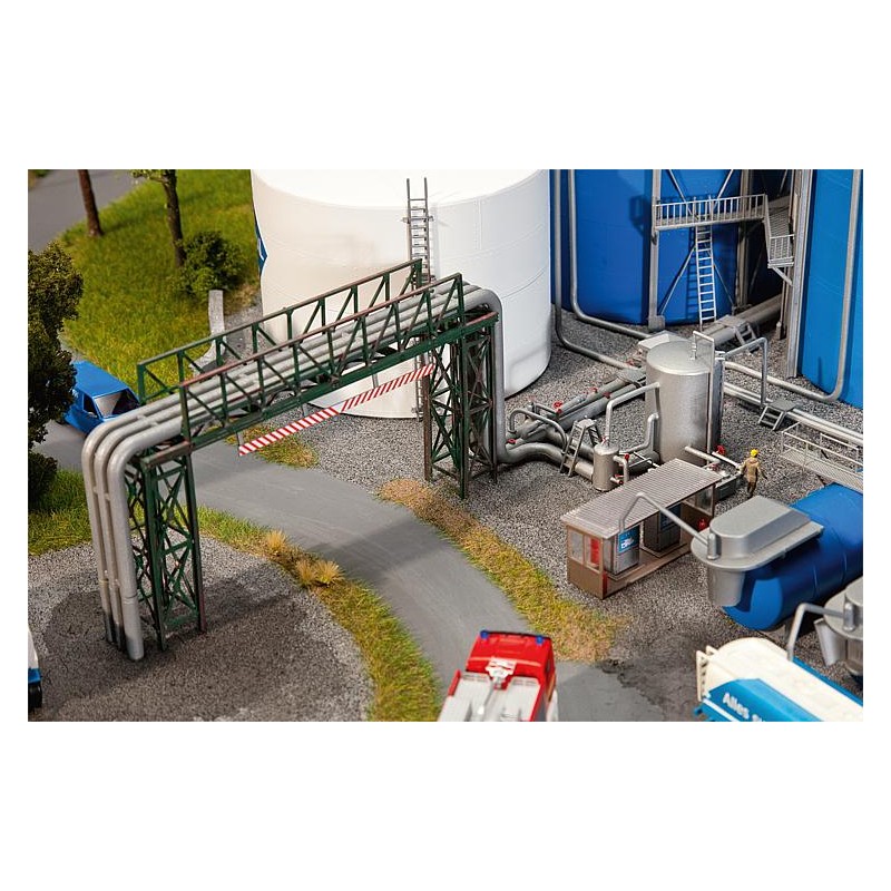 Tuberías e instalación de llenado. FALLER 130487