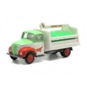 Camión Ebro B45 reparto bebida Zumo Vida.