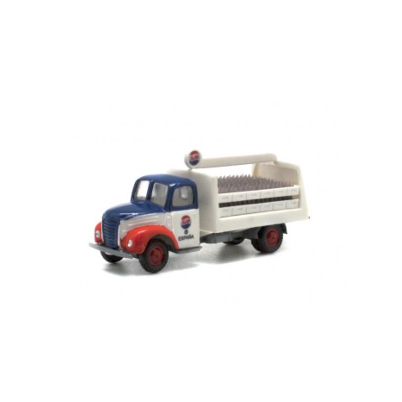 Camión Ebro B45 reparto de bebidas de cola Pepsi.