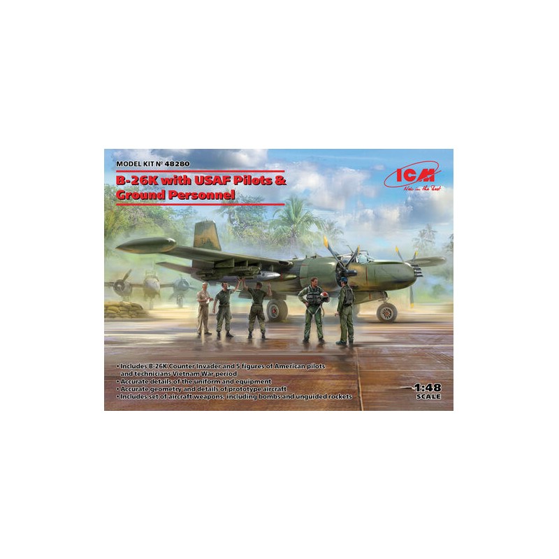 B-26K con pilotos y personal de tierra de la USAF.