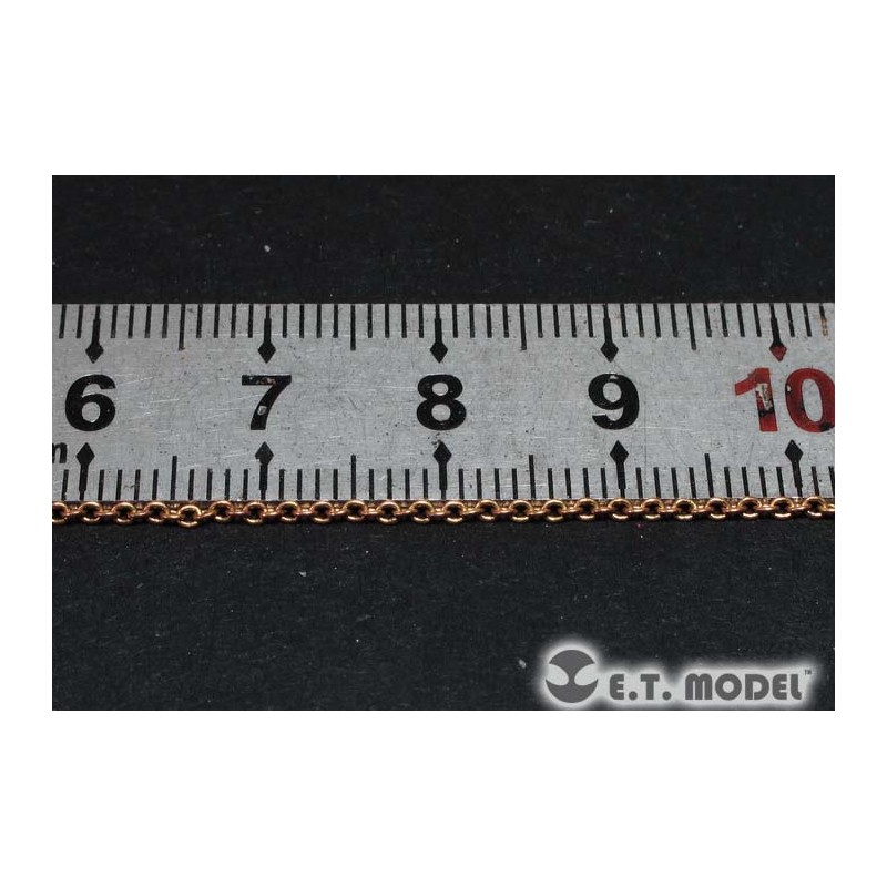 Cadena latón, 1.5 x 1.0 mm, diámetro 0.2 mm.