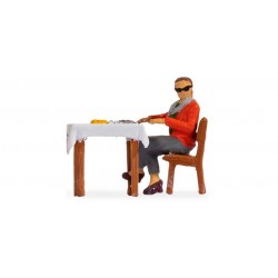 A pranzo.