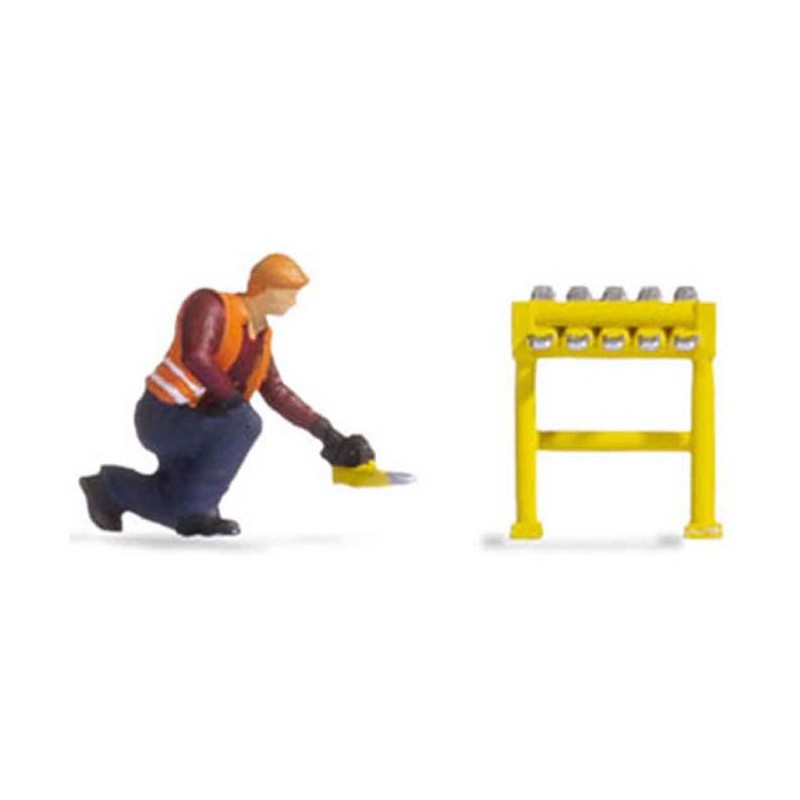 Tiny-Scenes: Track Work.