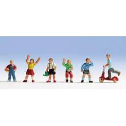 Niños jugando.