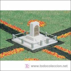 Monumento. BACHMANN 42218