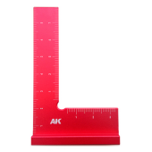 Righello quadrato angolo 90 allineamento verticale.