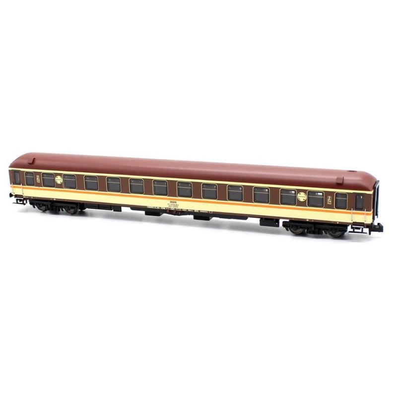 Voiture de 2ème classe B12x-12.342. RENFE. Étoile. Voiture de 2ème classe B12x-12.342. RENFE. Étoile.