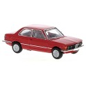 BMW 323i, red.