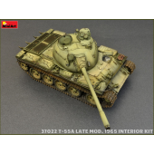 Kit interior do T-55A, modelo tardio de 1965.