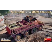 Sd.Kfz.234 mit Dreifachlauf MG151.