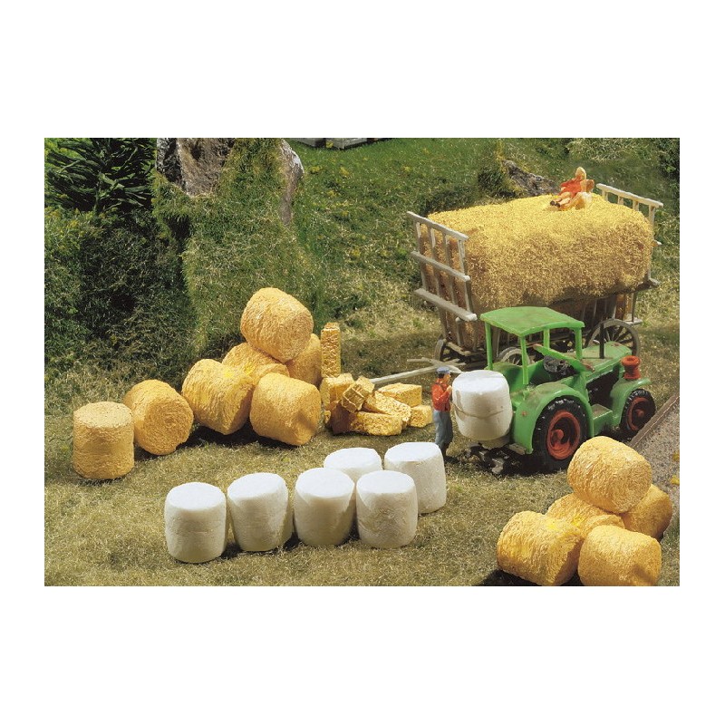 Silo- and straw bales. FALLER 272562