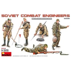Ingénieurs soviétiques au combat.