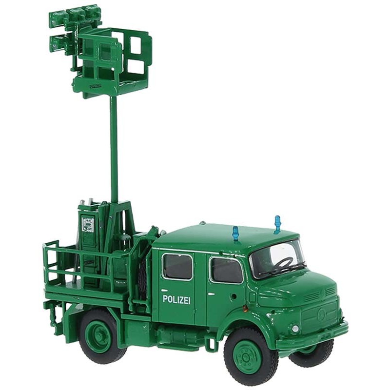 MB LA 911 Polizeifahrzeug.