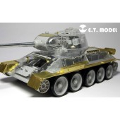 Fotogeätzt: Sowjetischer Panzer T-34/85.