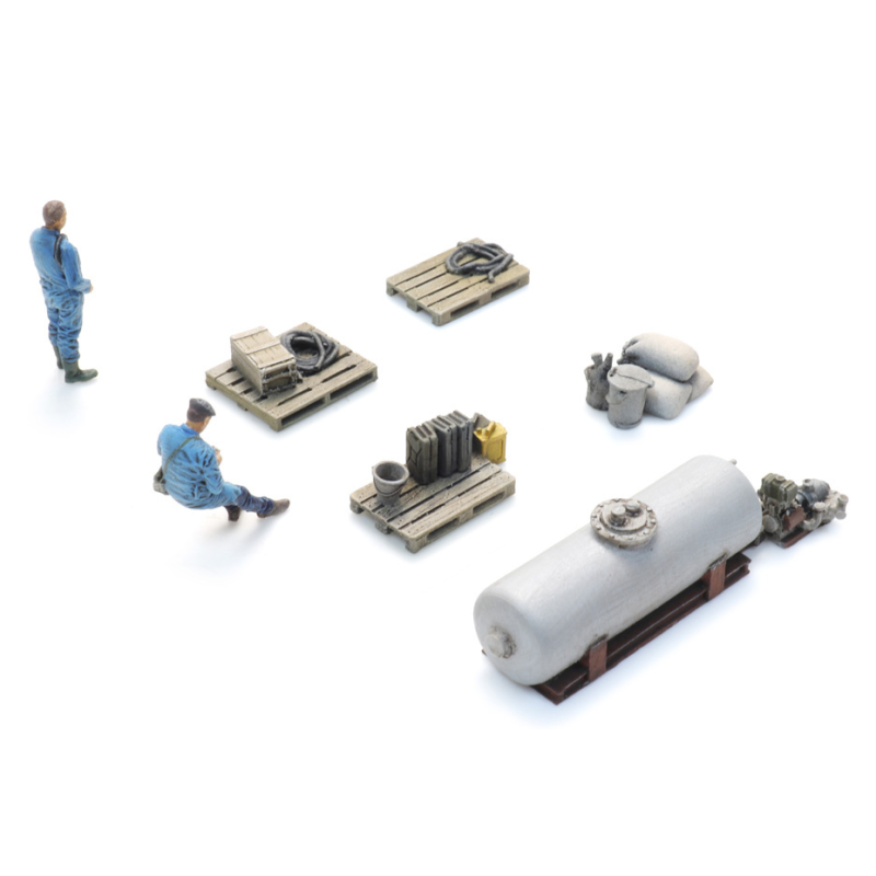 Carga: camión de pulverización y 2 figuras.