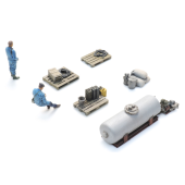 Caricamento: camion irroratore e 2 figure.