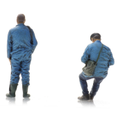 Carregamento: caminhão de pulverização e 2 figuras.