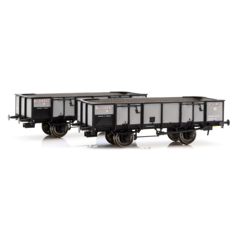 Set mit 2 offenen Güterwagen, PLM. Set mit 2 offenen Güterwagen, PLM.