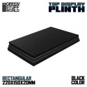 Rectangular plinth 22x15cm.
