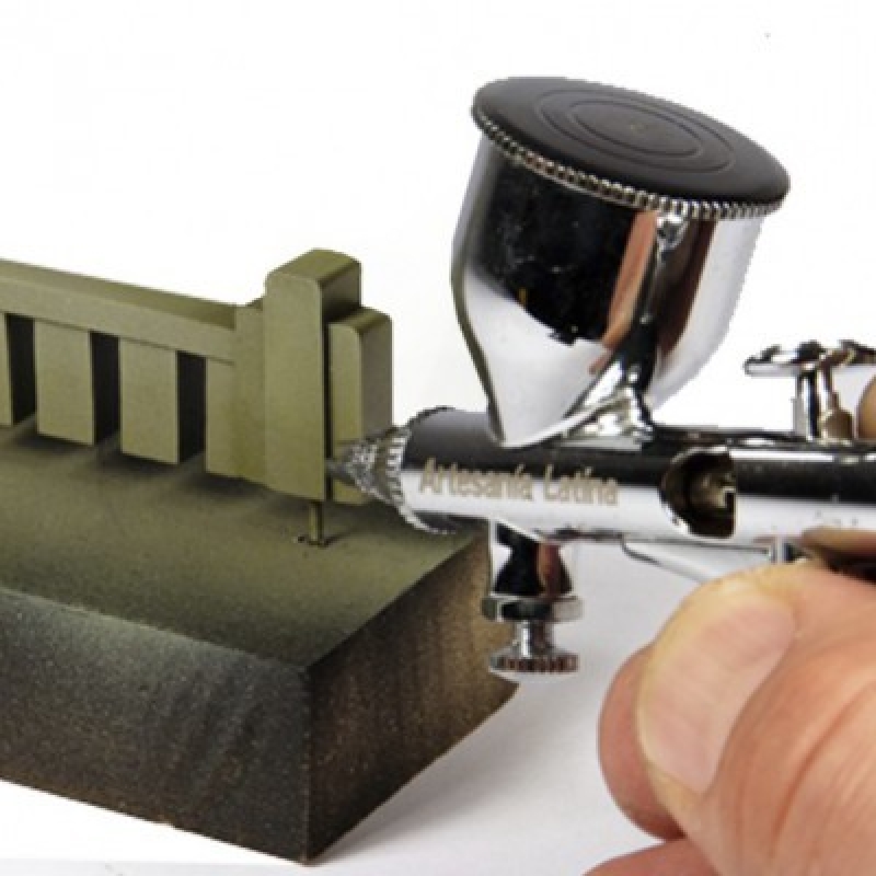 20 advices about how to paint with airbrush.